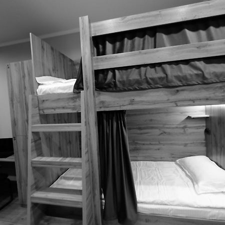 Cozy Hostel Бишкек Экстерьер фото