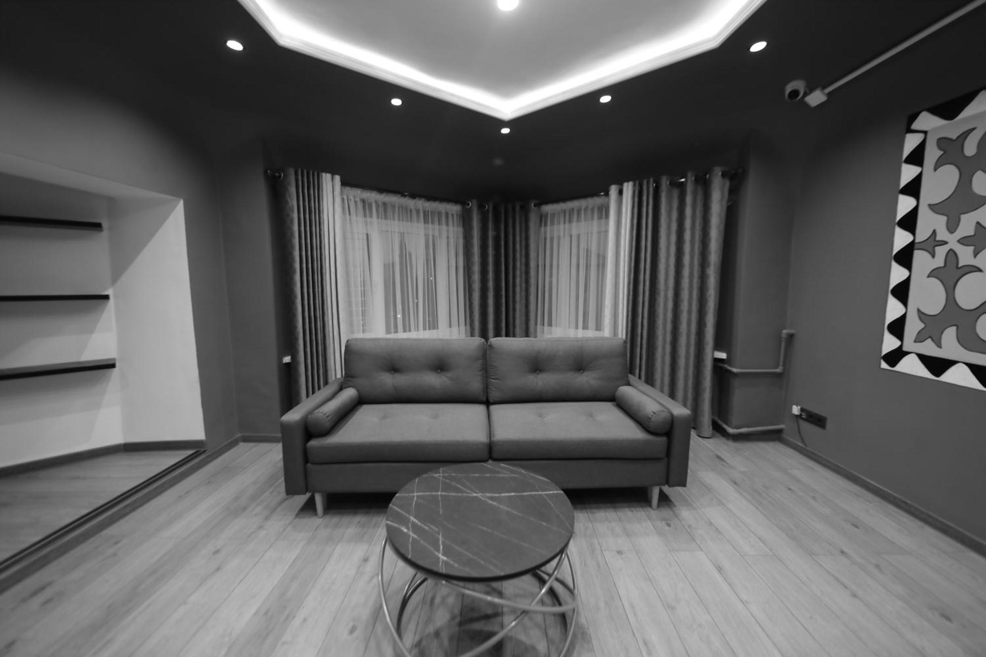 Cozy Hostel Бишкек Экстерьер фото