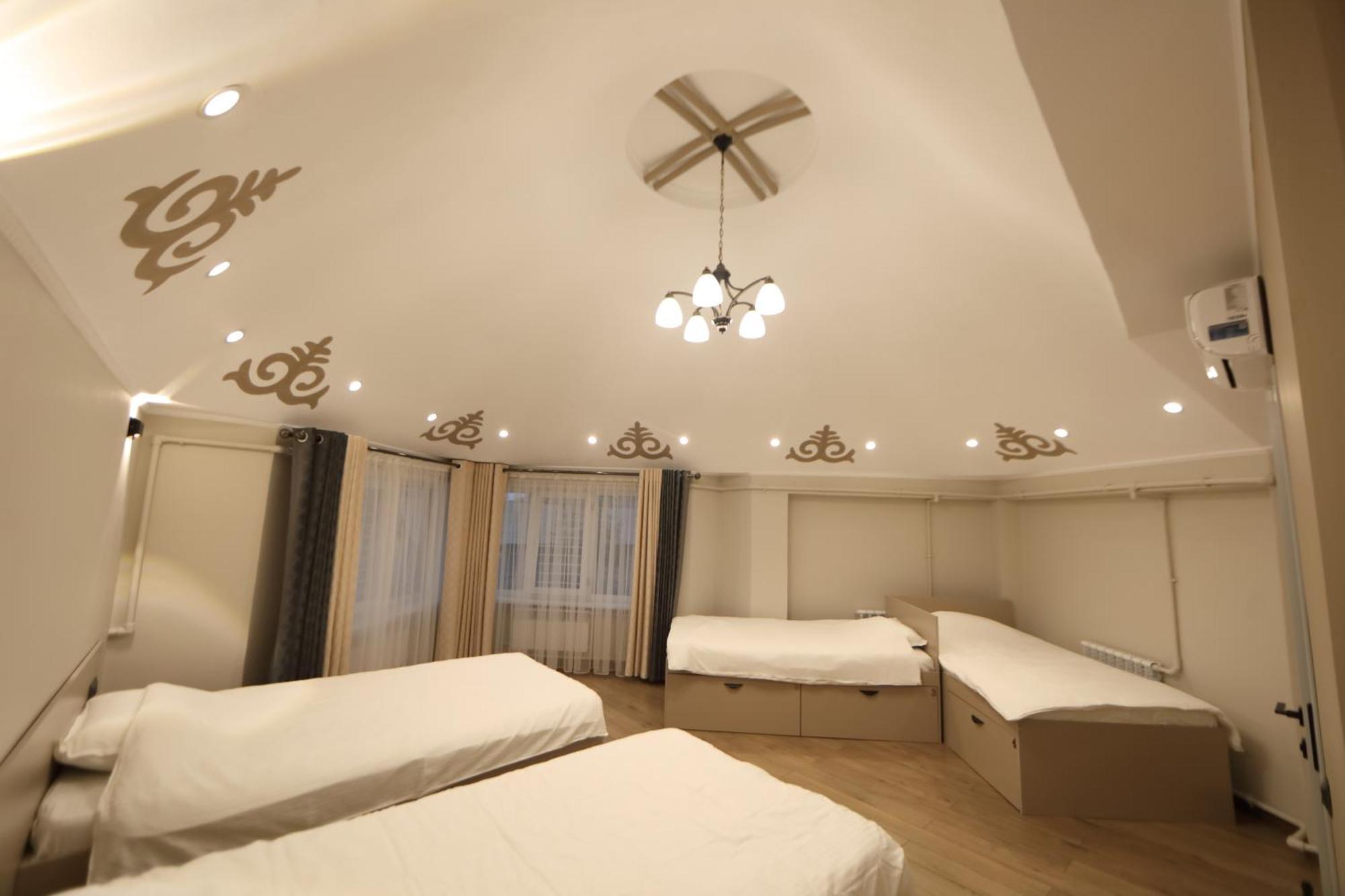 Cozy Hostel Бишкек Экстерьер фото