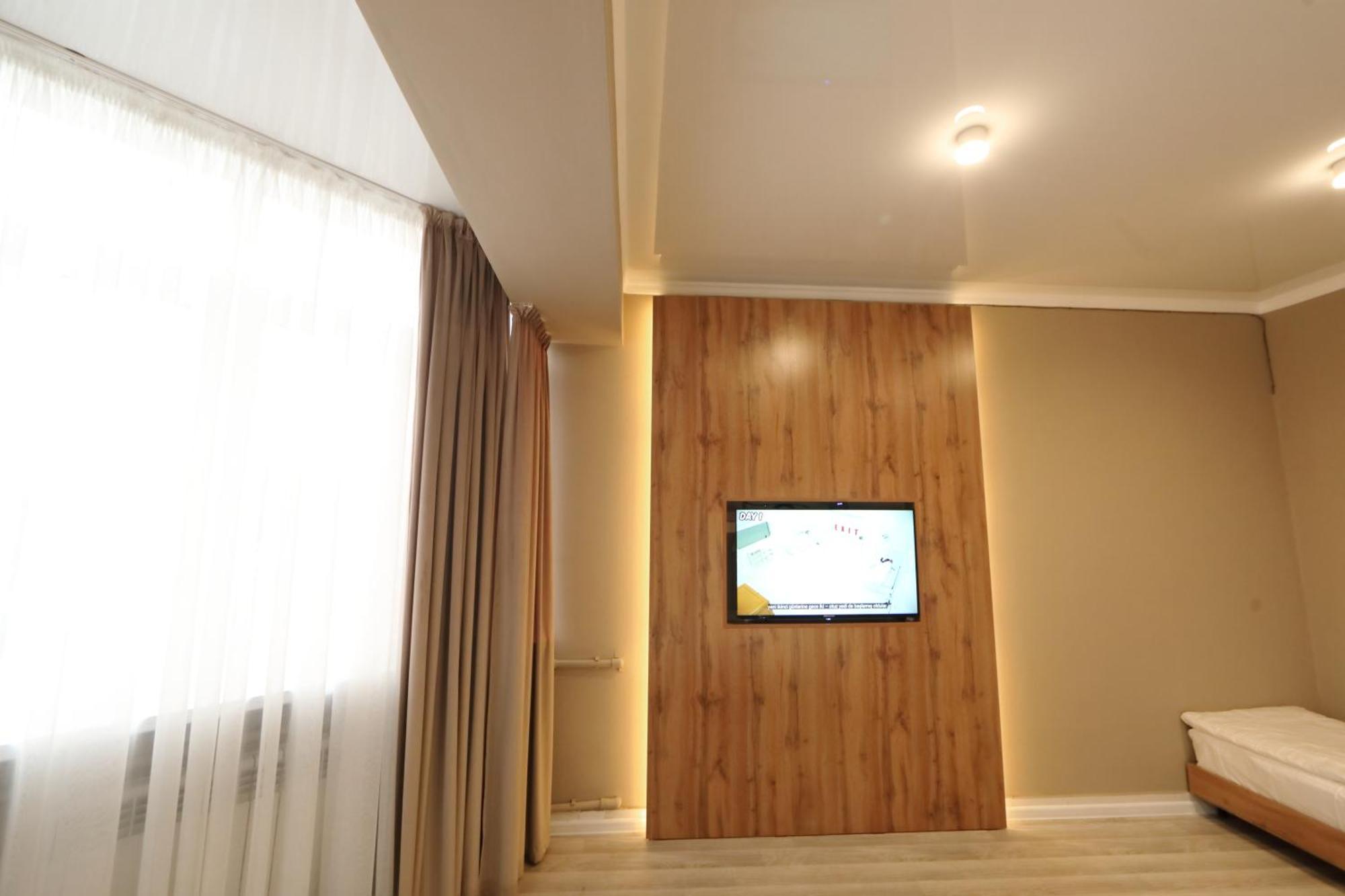 Cozy Hostel Бишкек Экстерьер фото